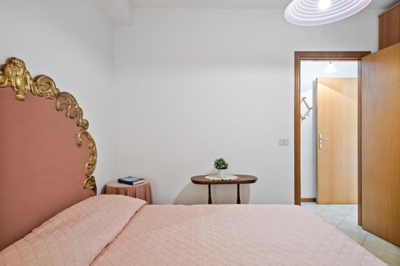 Taormina Comfortable Apartment With Terrace Buitenkant foto